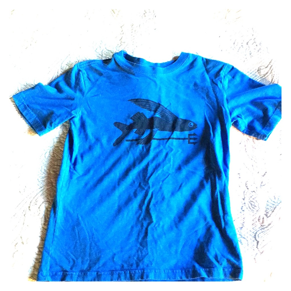 •Patagonia boys S 7/8 tee bundle•